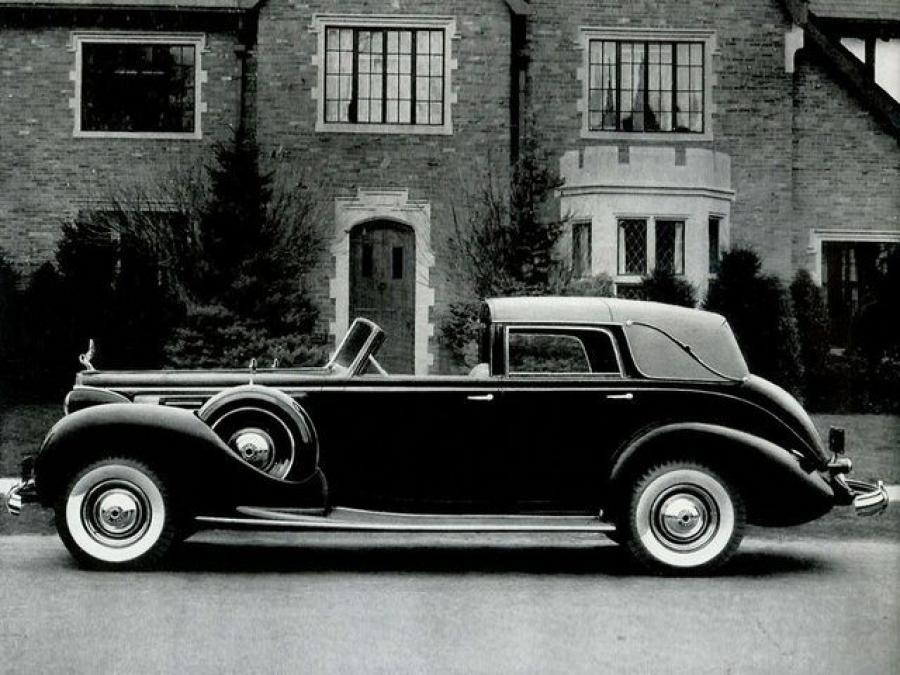  Packard Twelve All-Weather Cabriolet by Brunn 1938 года  (фото 2 из 25)